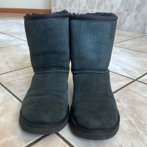 UGG Classic Boot Kids Size 2